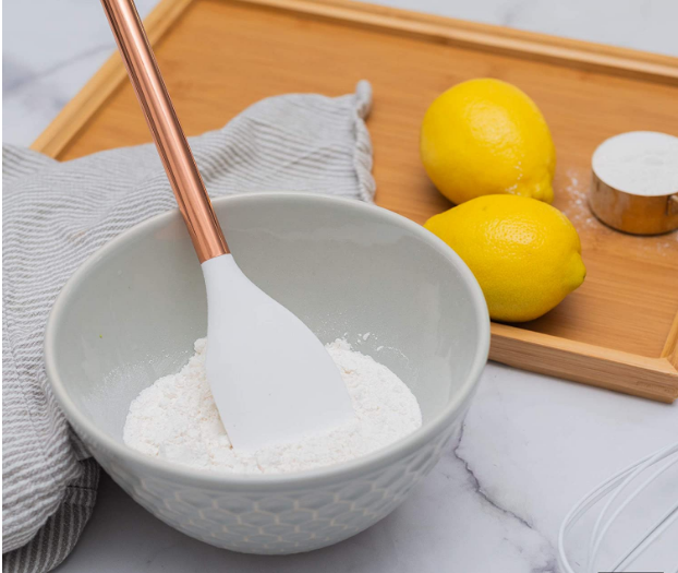 Silicón blanco y utensilios de cocinar de cobre para cocinar moderno y servir, utensilios de servicio de acero cobreado inoxidables espátula ideal